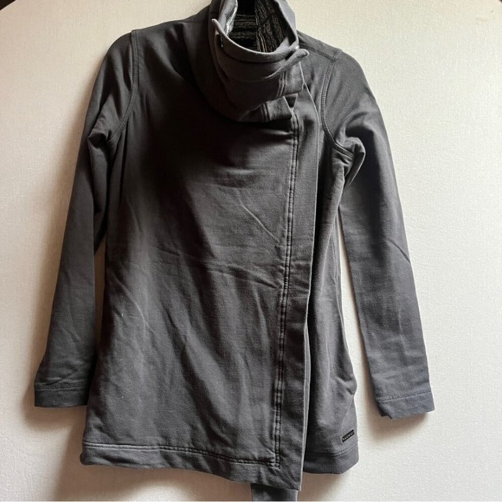 Lululemon Savanna Wrap Cowl Neck Snap Front Jacket Sz 4